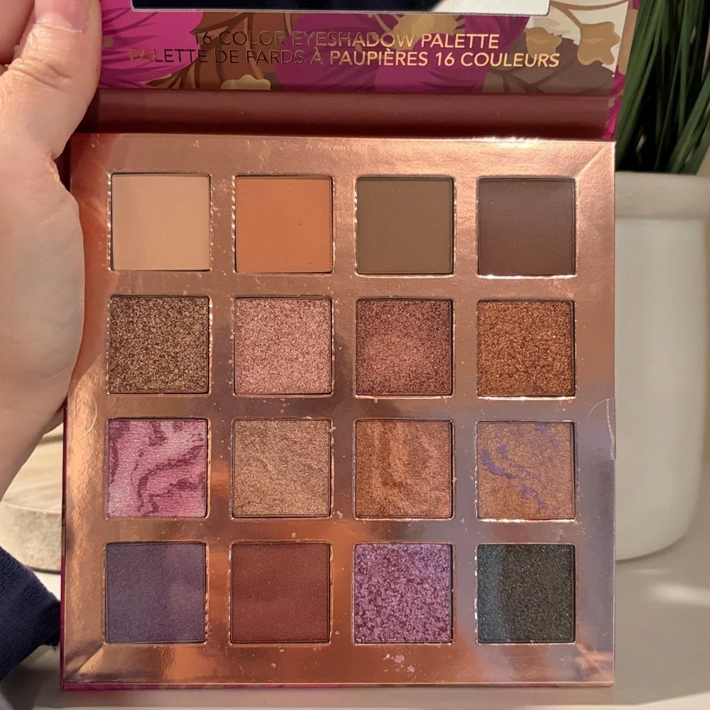 Rachel Couture Eyeshadow Palette - Marble Arch - BRAND NEW!!   makeup beauty
